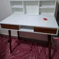 میز مطالعه نو