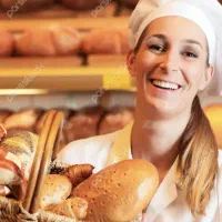 فروشنده خانم و آقا در نان فانتزی