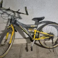 دوچرخه سایز ۲۸ مدل قدیم بسیار با کیفیت. معاوضه