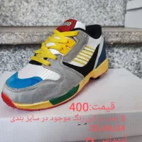 تعدادی کفش زیر قیمت خرید به علت تغییر شغل