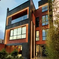 استخدام ویزیتور برای فروش درب و پنجره upvc