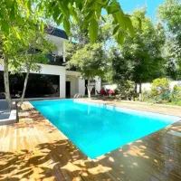 ویلا استخردار شهرکی مدرن فول امکانات