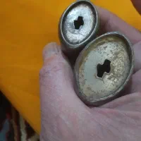 دو عدد قفل قدیمی شیرنشان بدون کلید|کلکسیون اشیاء عتیقه|اصفهان, دهنو|دیوار