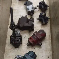 بغل گیربکس ماک و پمپ هیدرولیک ترک|قطعات یدکی و لوازم جانبی|رشت, رشتیان|دیوار