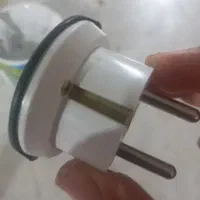 پریز ۳ شاخه