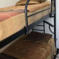 تخت دو طبقه