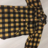 فروش پالتو چهارخونه آستردار (تنخور در عکس)