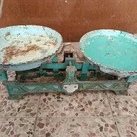ترازوی قدیمی