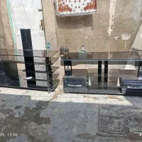 میز تلویزیون شیشه‌ای