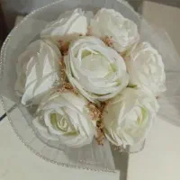 دسته گل عروس