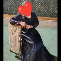 پیراهن مجلسی بسیار تن خور زیبا داره