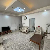 ۶۶ متر/ دو خواب/ بر بلوار باهنر / رو به نما