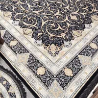 یک عد فرش در حد نو هستش