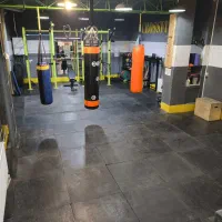 اجاره باشگاه ۱۱۰ متر فعال با تجهیزات در تاچار