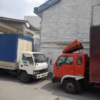 خدمات باربری اثاث کشی نیکان درون شهری برون شهری