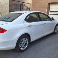 جک j5 اتوماتیک ۱۸۰۰|خودرو سواری و وانت|همدان, |دیوار