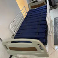 تخت بیمار برقی سه موتوره در حد نو