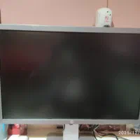 *مانیتور HP 24 اینچ IPS حرفهای فقط ۱ هفته کارکرد
