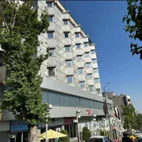 ۱۷ متر تندیس سنتر تجریش