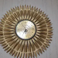 ساعت  کاملا سالم ونو