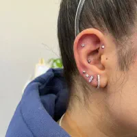 پیرسینگ ،میکرودرمال وچال لپ