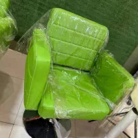 صندلی چرخشی  در حد نو بسبار زیبا..