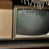 تلویزیون قدیمی وسترن هاوس|کلکسیون اشیاء عتیقه|بابل, |دیوار