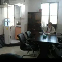 ست میز و صندلی اداری