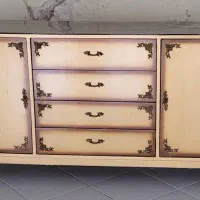 بوفه ویترین عتیقه ۶۰ ساله سالم