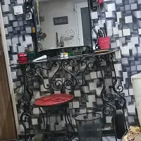 تخت ومیز ارایش