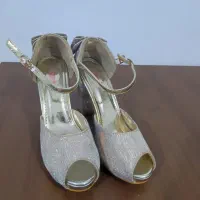 دو عدد صندل مجلسی سایز 40هردوباهم 430هزار|کیف، کفش، کمربند|باقرشهر, |دیوار