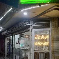 نصاب و نصب برچسب فروشگاه دکوراسیون