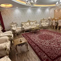 یک دست مبل نه نفری و یک میز نهار خوری شش نفری|مبلمان خانگی و میز عسلی|مهاباد (آذربایجان غربی), |دیوار