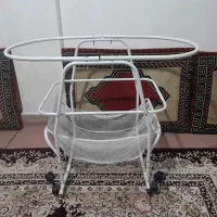 گهواره نوزاد|تخت و سرویس خواب|رشت, کوی حسینی|دیوار