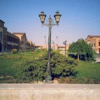 پایه چراغ و برج نوری و المان چراغی شهری