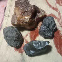 تعدادی سنگ آنتیک|جواهرات|بم, |دیوار