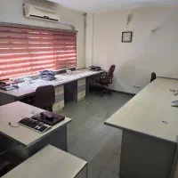 اجاره میز در دفتر اداری