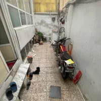 خانه حیاط دار دو طبقه دو سرویس