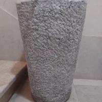 گلدان سفالی سالم|گل و گیاه طبیعی|قم, سراجه (۱۵ خرداد)|دیوار