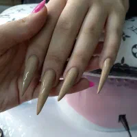 کاشت ناخن ۲۸۰