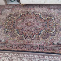 فرش ۴متری  اصلا شسته نشده کاملا سالم و نو