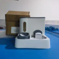 آبخوری نیمه اتوماتیک سگ و گربه