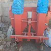 دستگاه سیب زمینی کار و سمپاشی ۴۰۰لیتری|ماشینآلات صنعتی|بهار, |دیوار