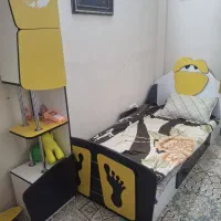 تخت وکمد