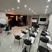 آموزشگاه آرایشگری آقایان تکلو