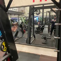 آینه جامی|آینه|رشت, جانبازان|دیوار