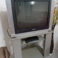 تلویزیون سامسونگ۲۹اینچ بهمراه میزتلویزیون ودیجیتال
