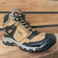 کفش کوهنوردی کین سایز ۴۳ اکبند|کوهنوردی و کمپینگ|تهران, تجریش|دیوار