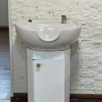 سرشور سالن زیبایی