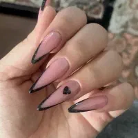 تخفیف یلدای کاشت ناخن